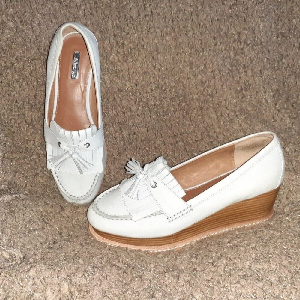 MATIKO-Pale Blue Nubuck Suede-Platform Kiltie Style Loafer/Tassles-Sz 6-Excellen